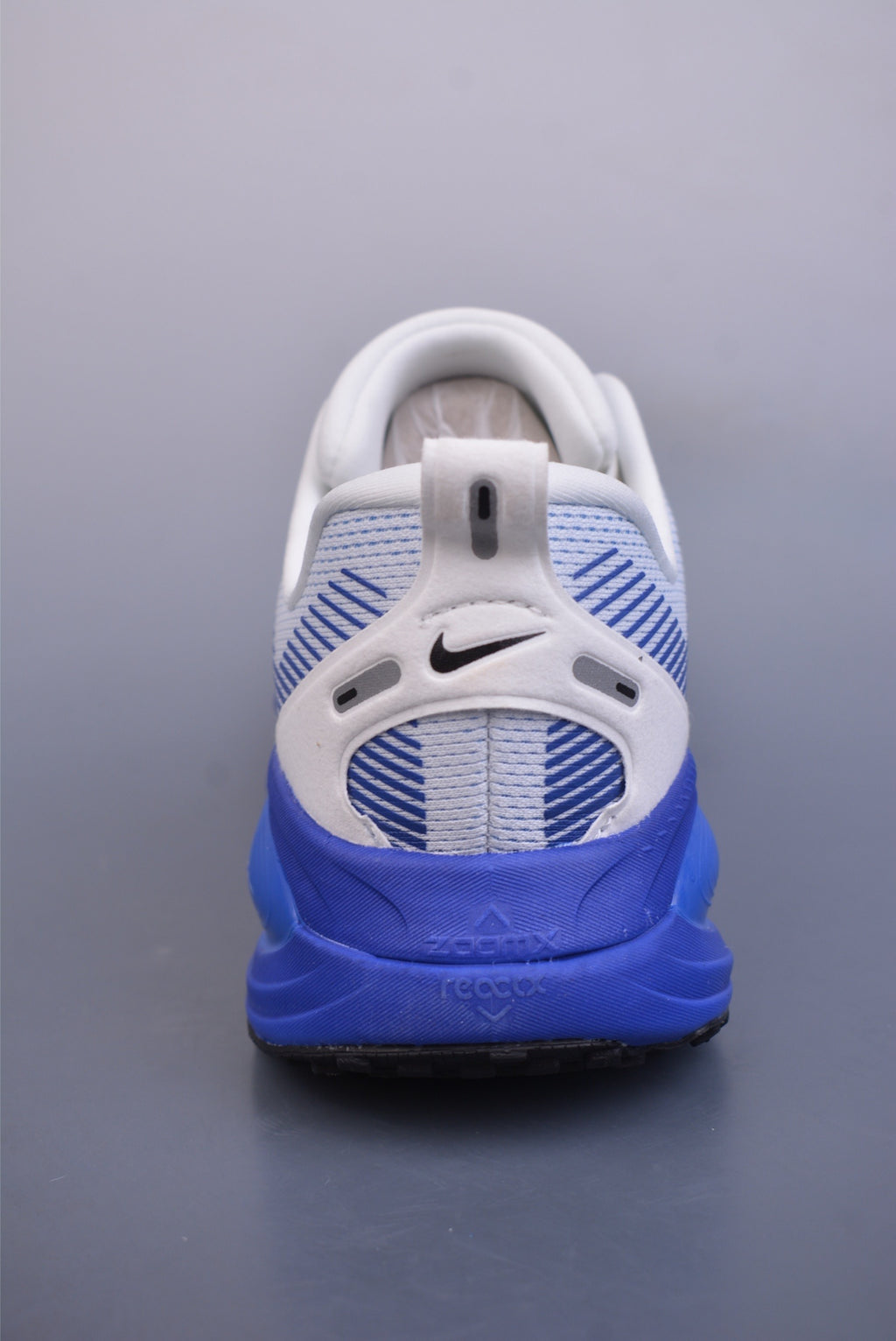 👟Nike Air Zoom Vomero 18