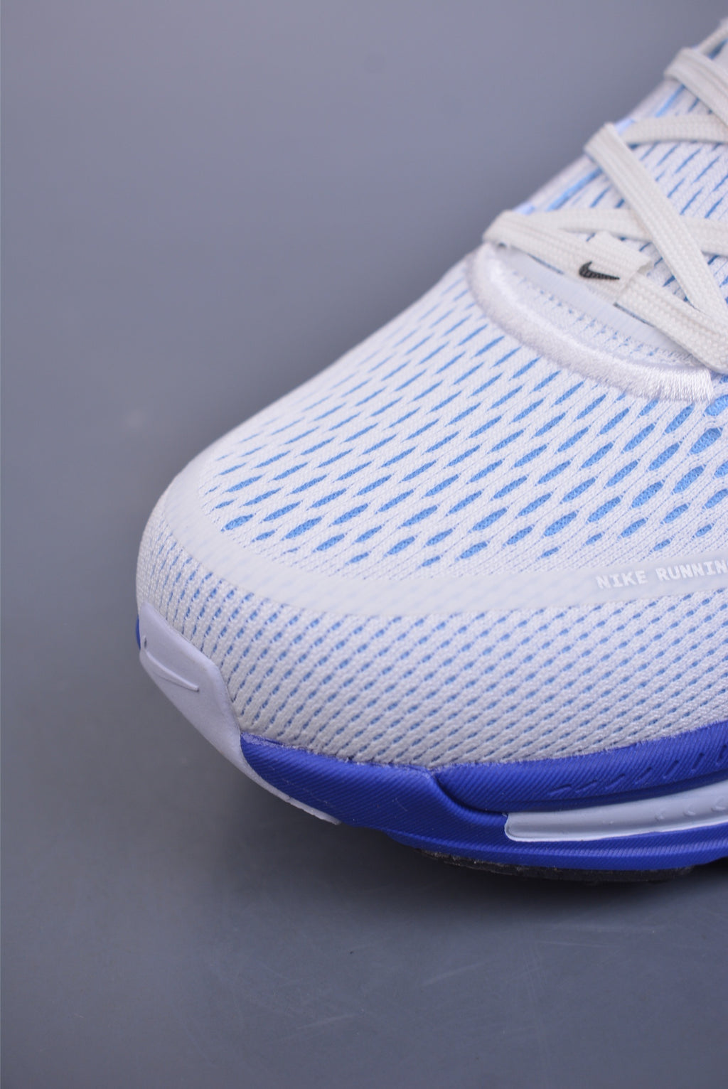 👟Nike Air Zoom Vomero 18