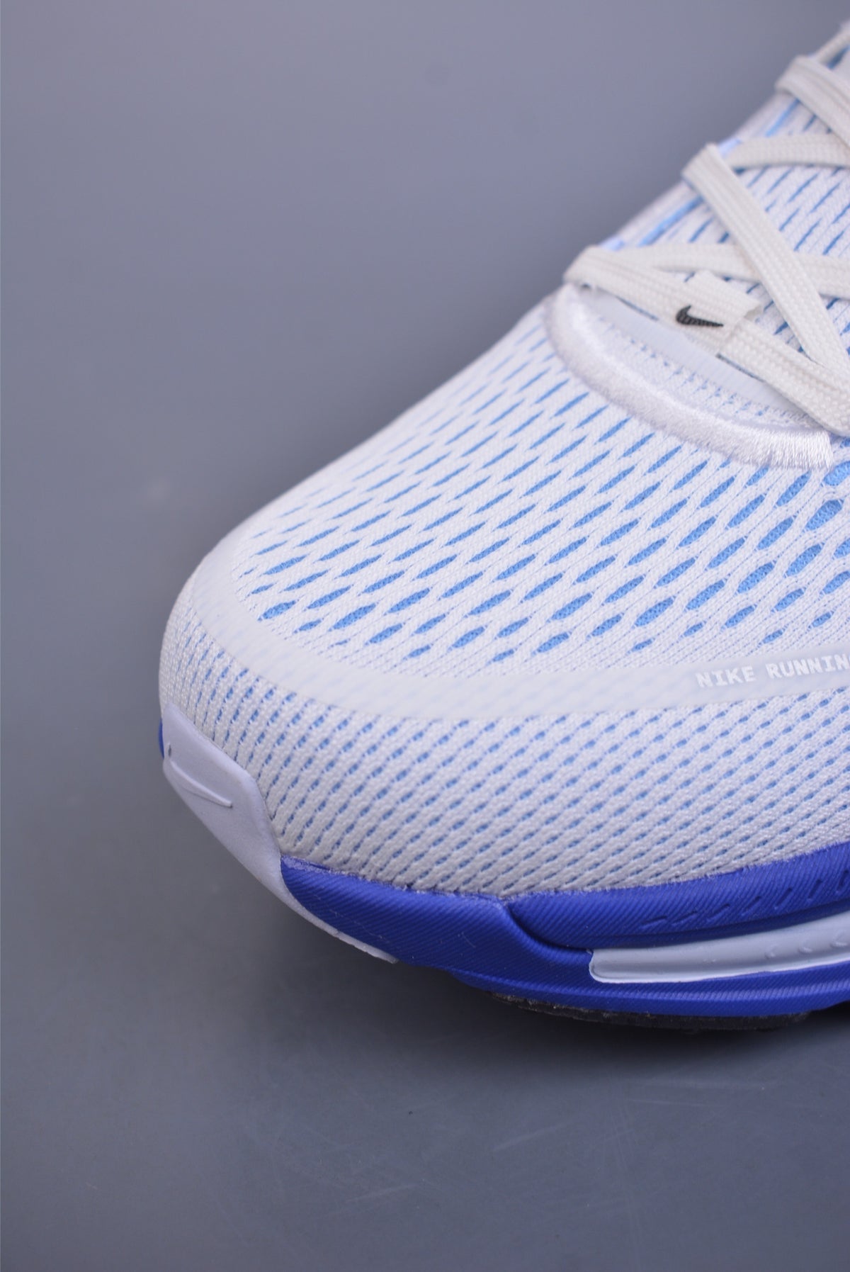 👟Nike Air Zoom Vomero 18