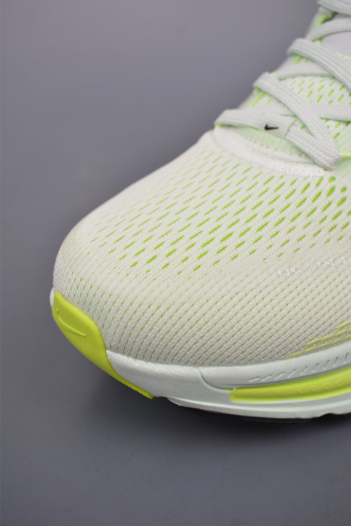 👟Nike Air Zoom Vomero 18