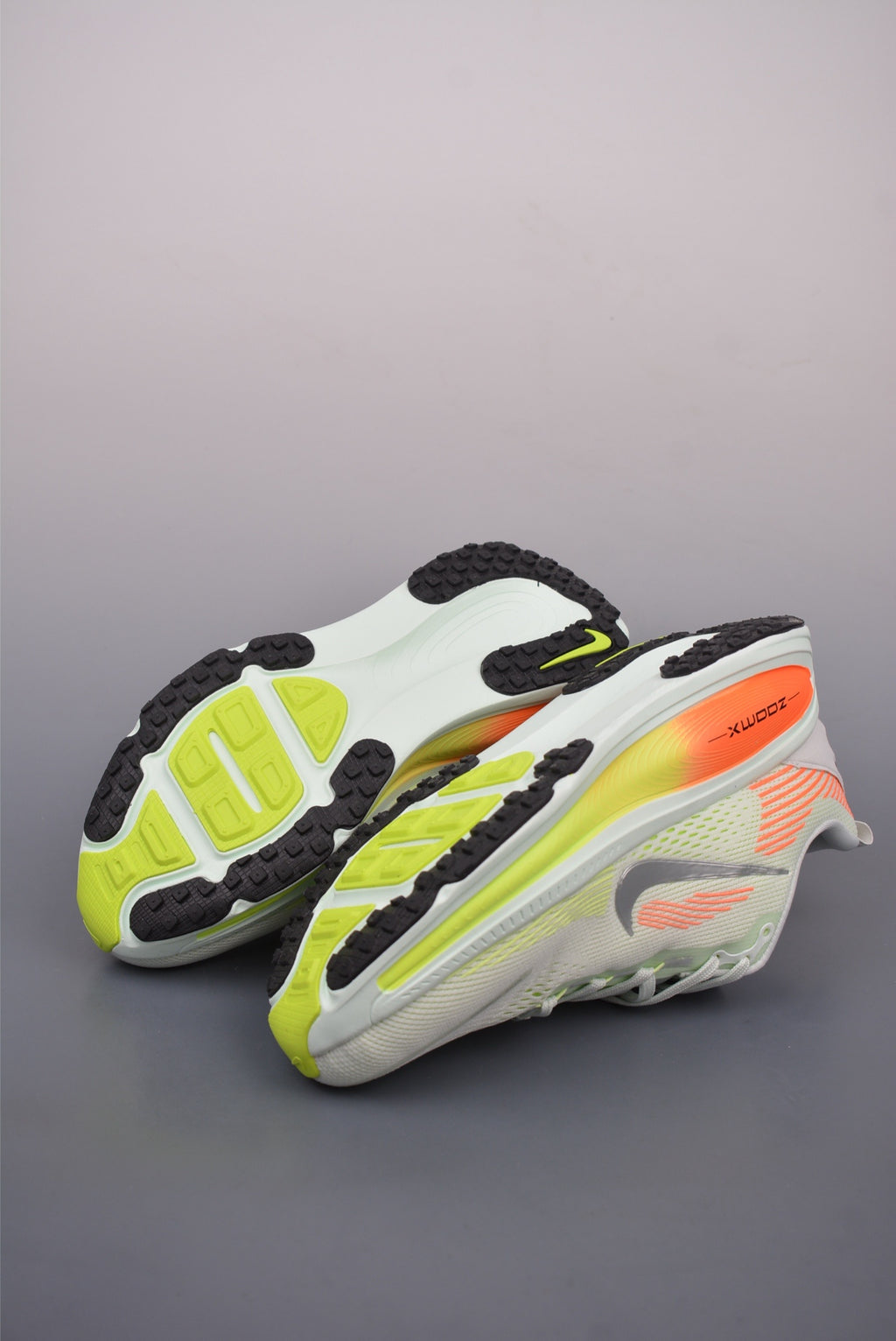 👟Nike Air Zoom Vomero 18