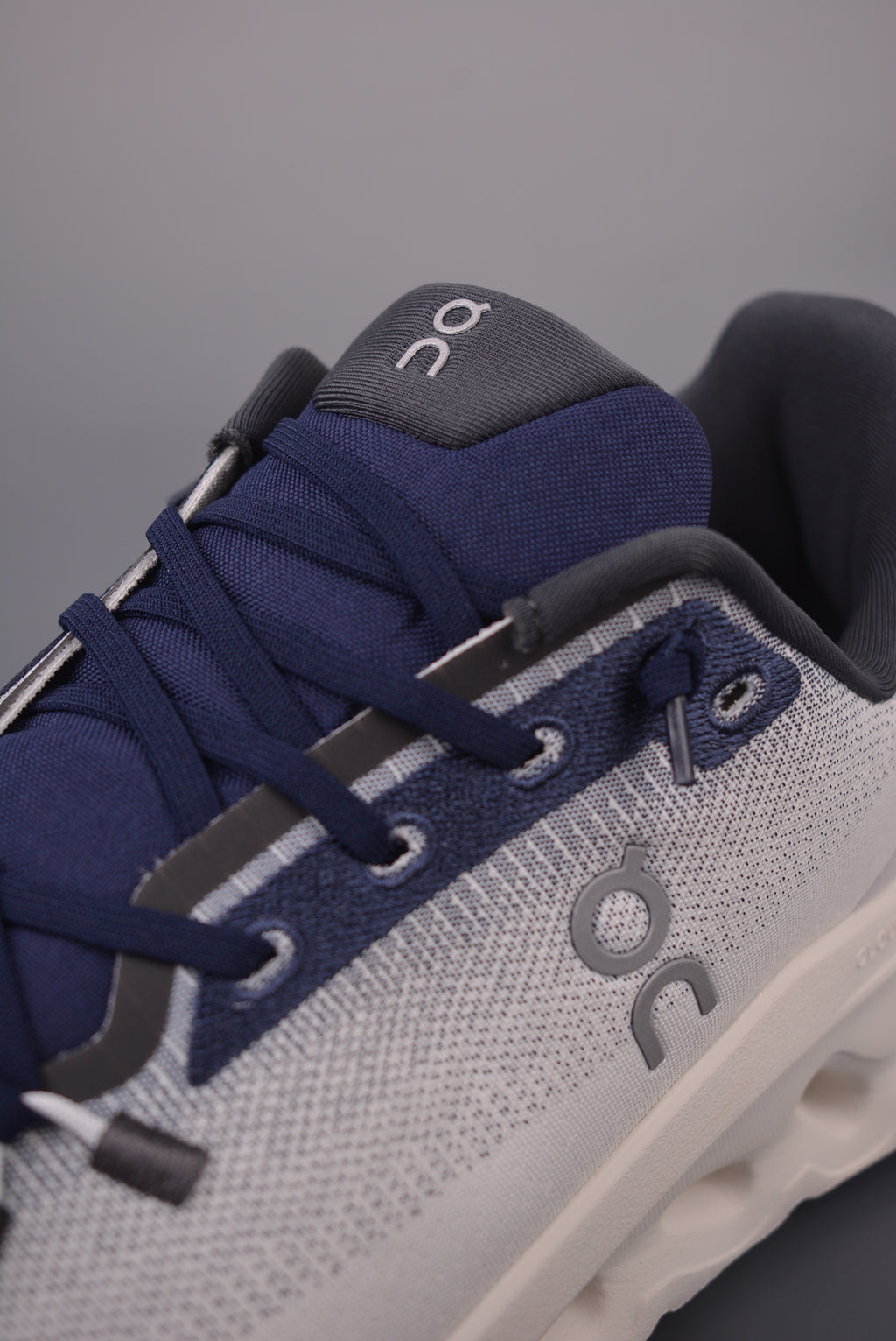 👟On Cloudtilt