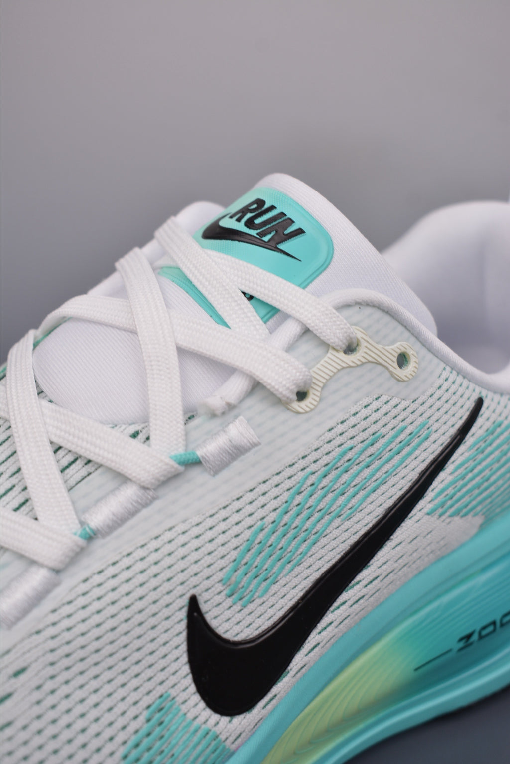👟Nike Air Zoom Vomero 18
