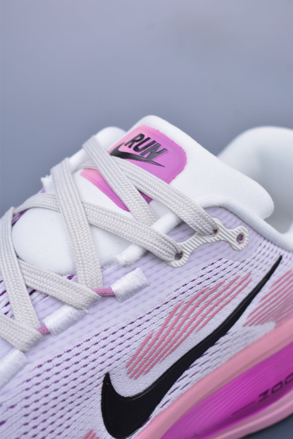 👟Nike Air Zoom Vomero 18