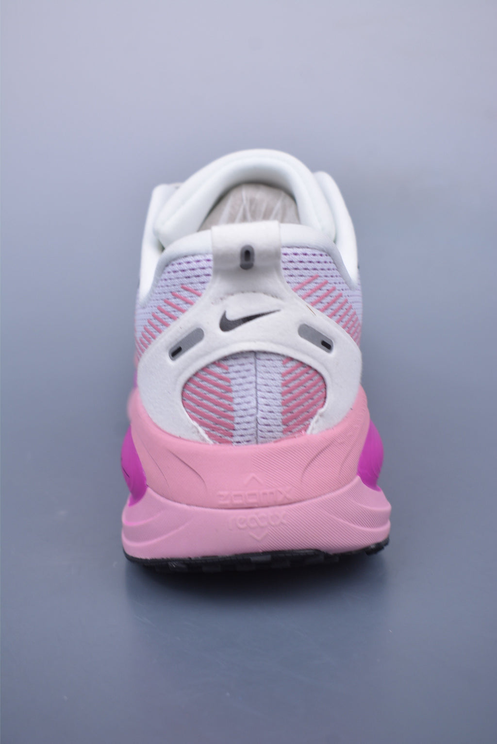 👟Nike Air Zoom Vomero 18