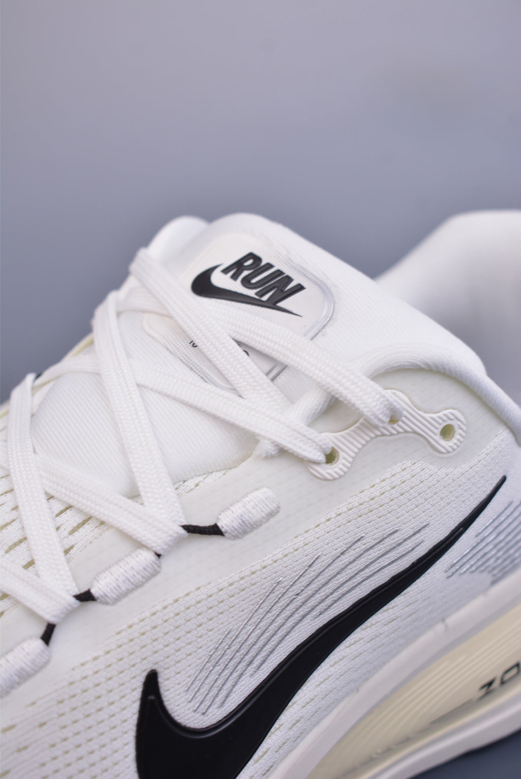 👟Nike Air Zoom Vomero 18