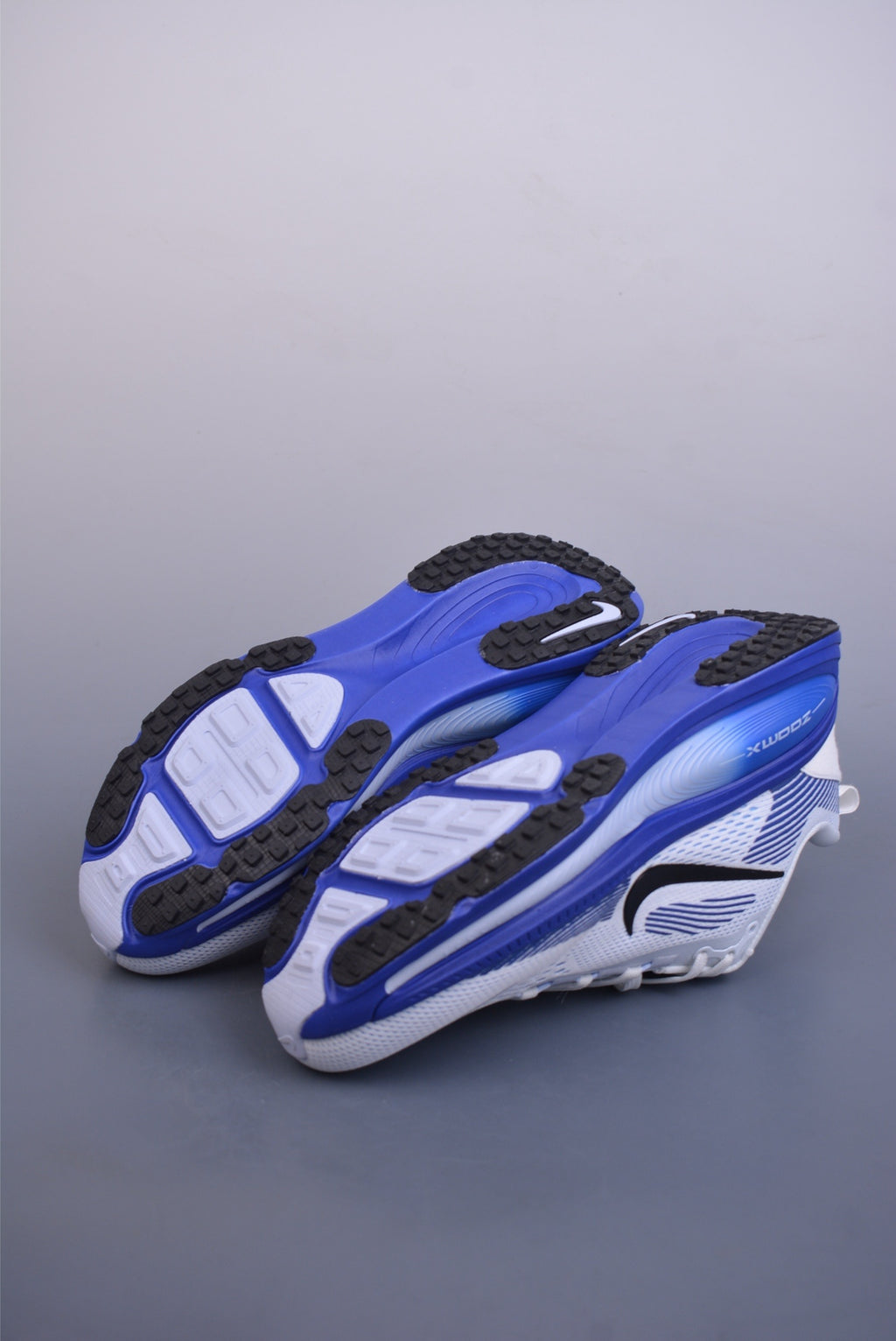 👟Nike Air Zoom Vomero 18