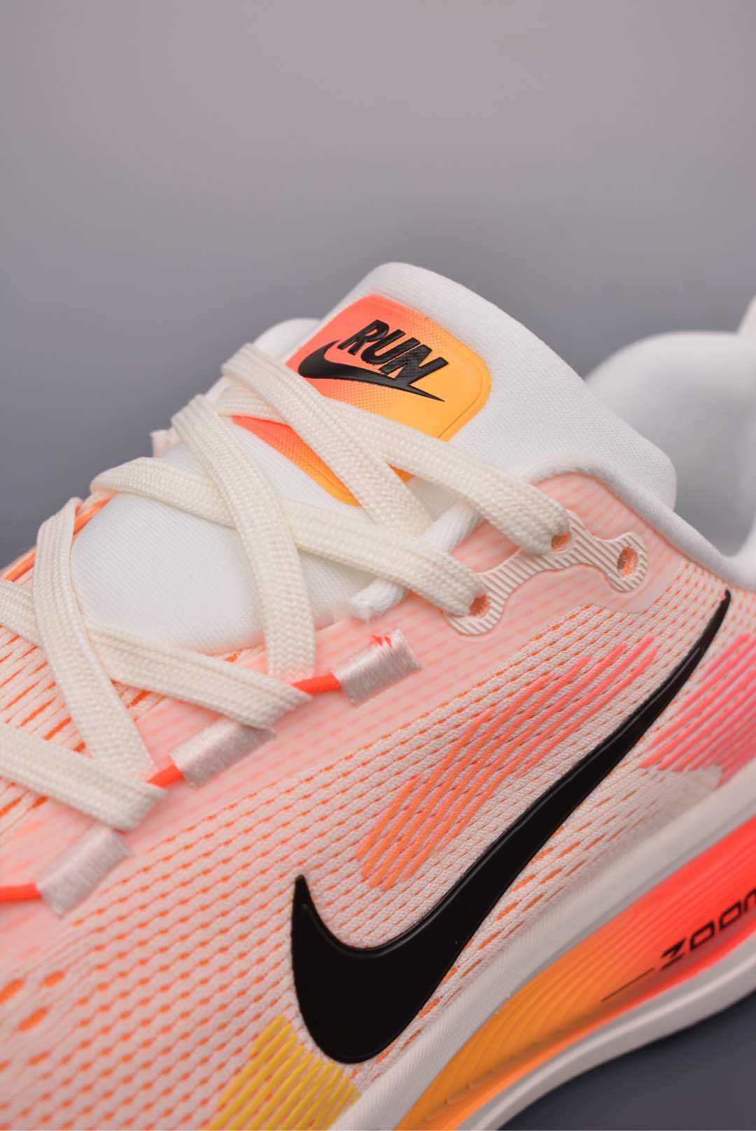 👟Nike Air Zoom Vomero 18