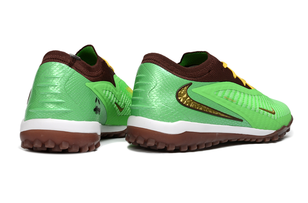 ⚽ Nike Phantom GX III TF