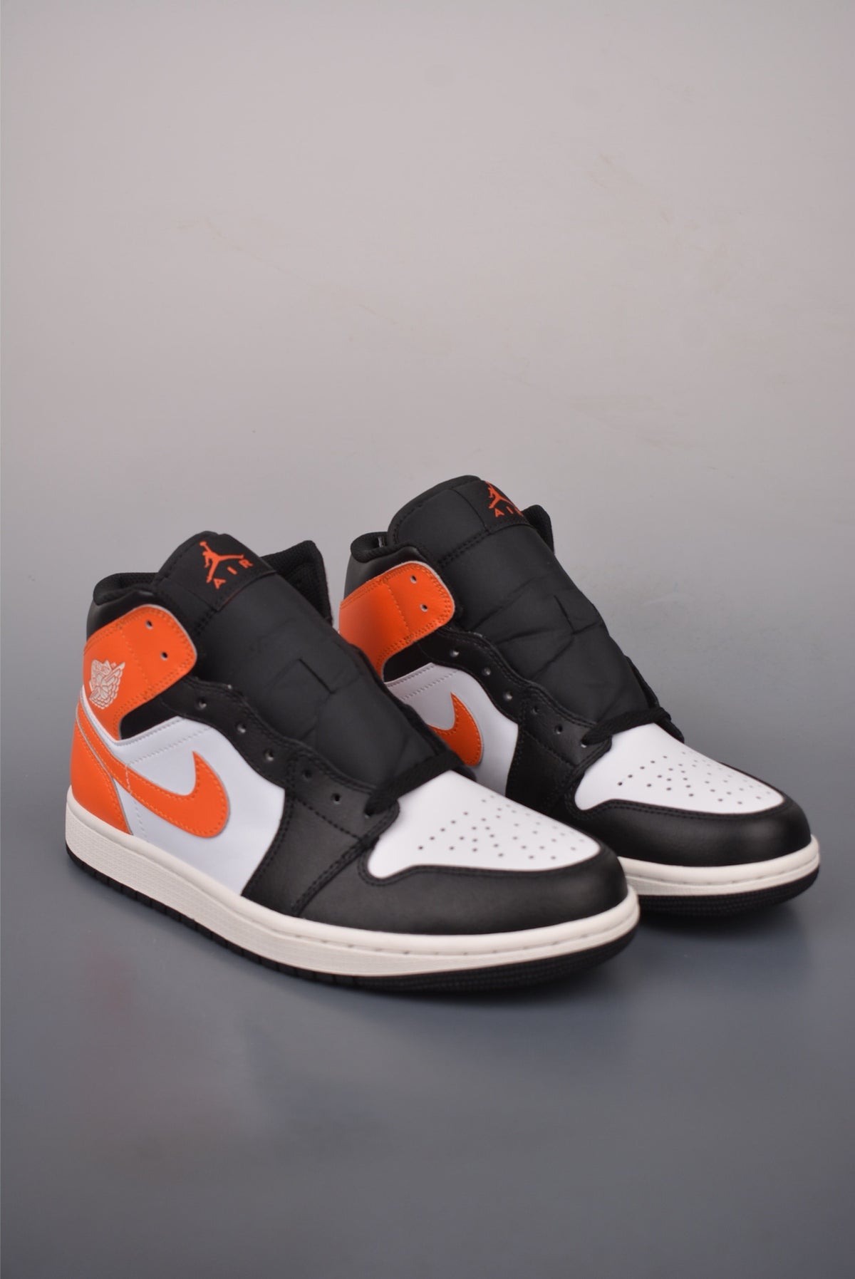 👟Air Jordan 1 Mid