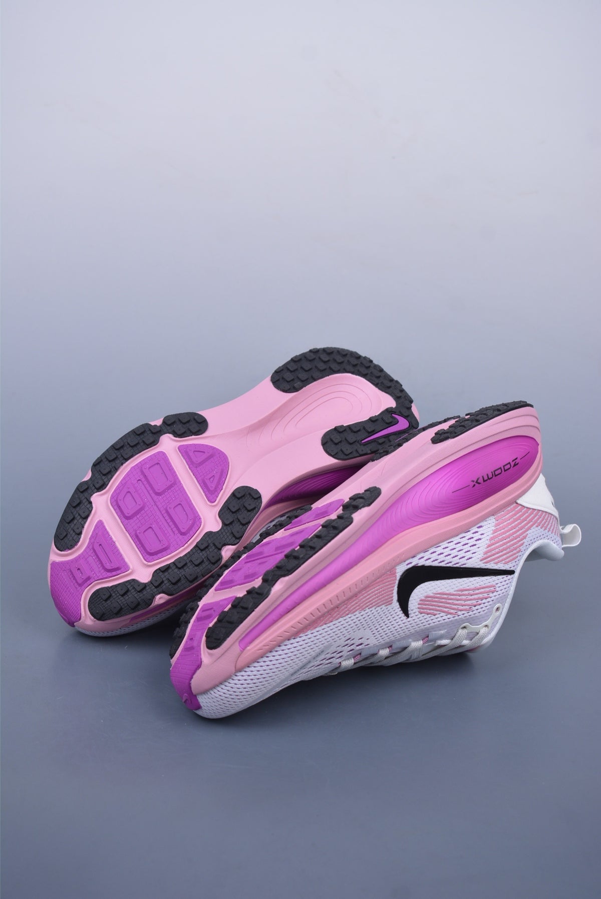 👟Nike Air Zoom Vomero 18