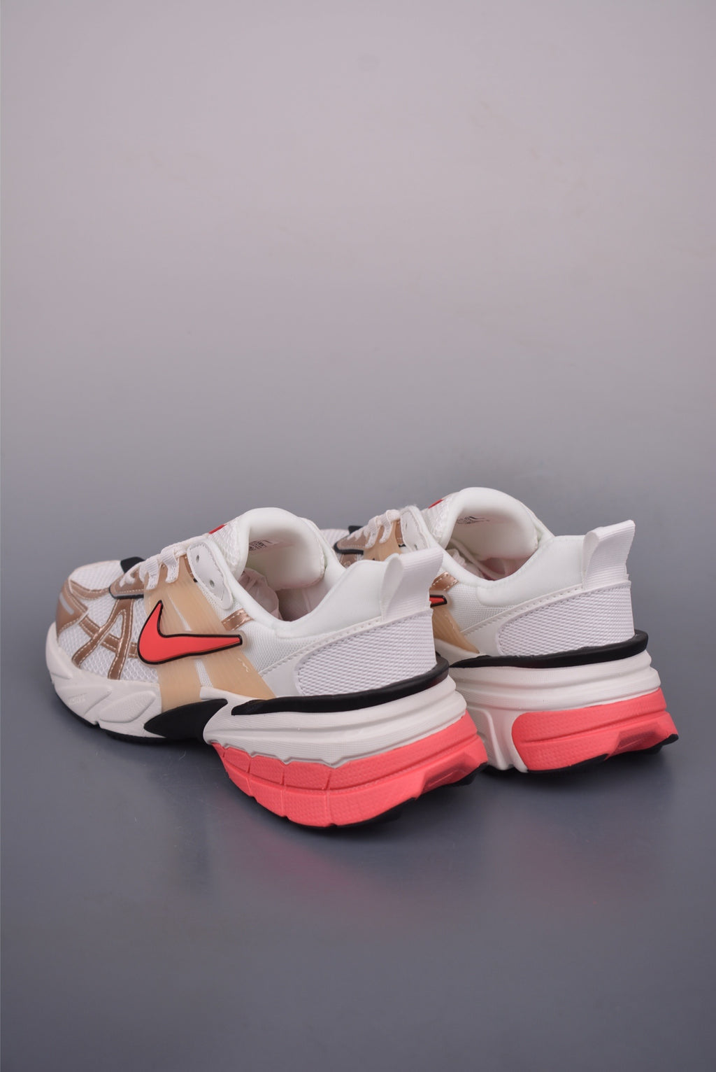 👟Nike V2K Run
