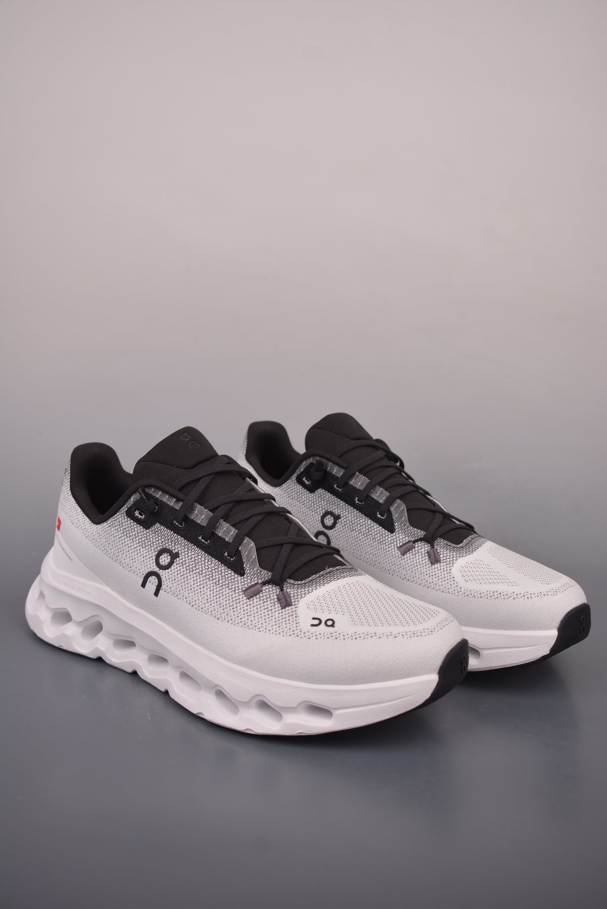 👟On Cloudtilt