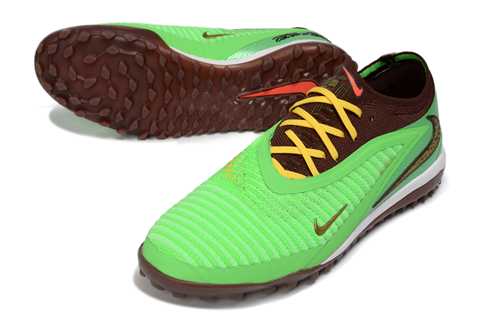 ⚽ Nike Phantom GX III TF