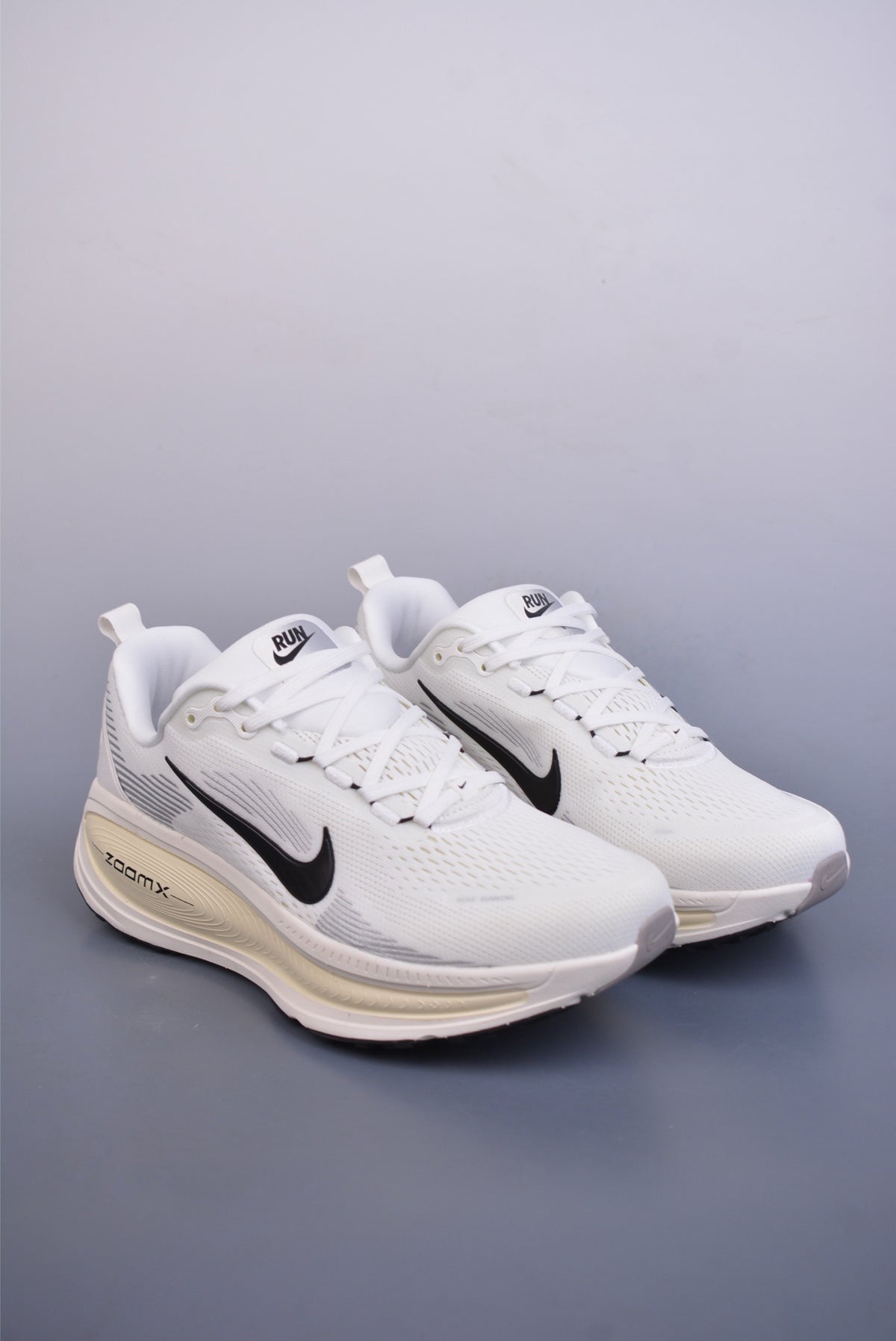 👟Nike Air Zoom Vomero 18