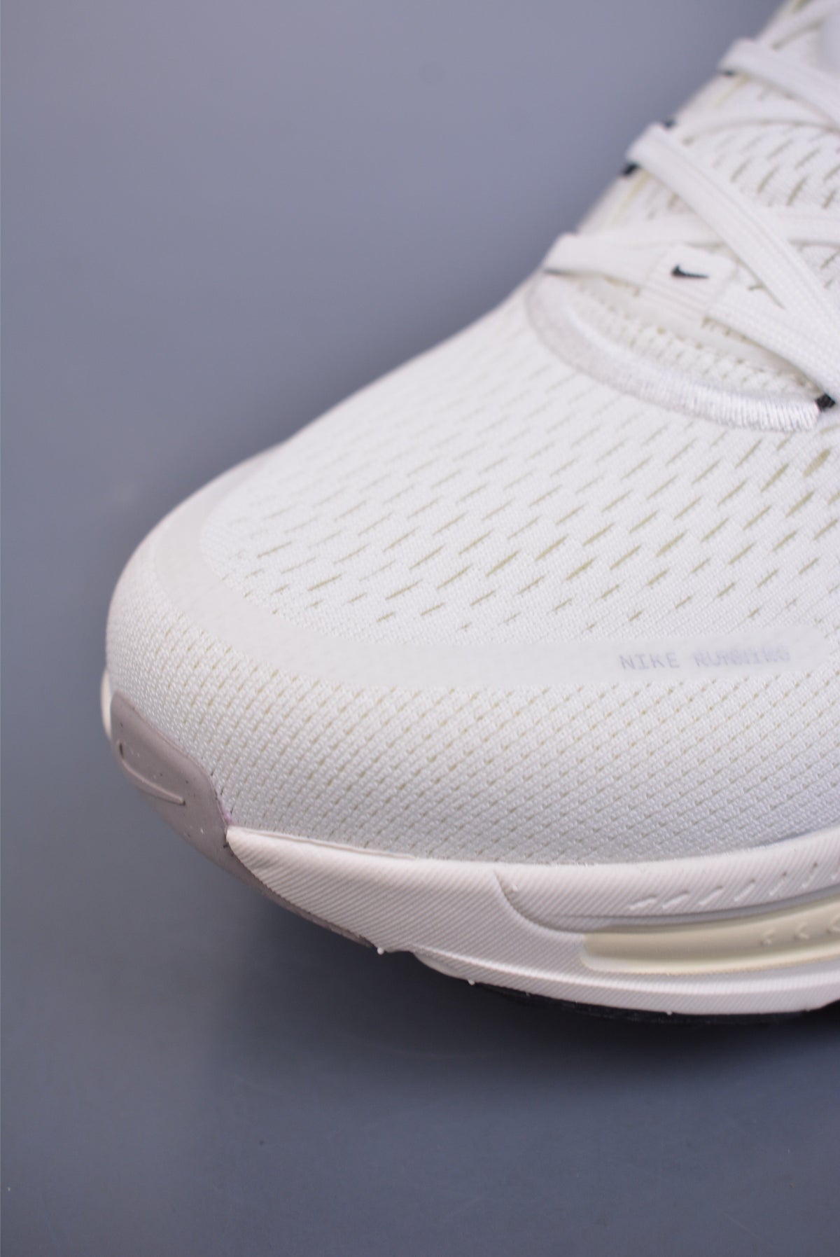 👟Nike Air Zoom Vomero 18