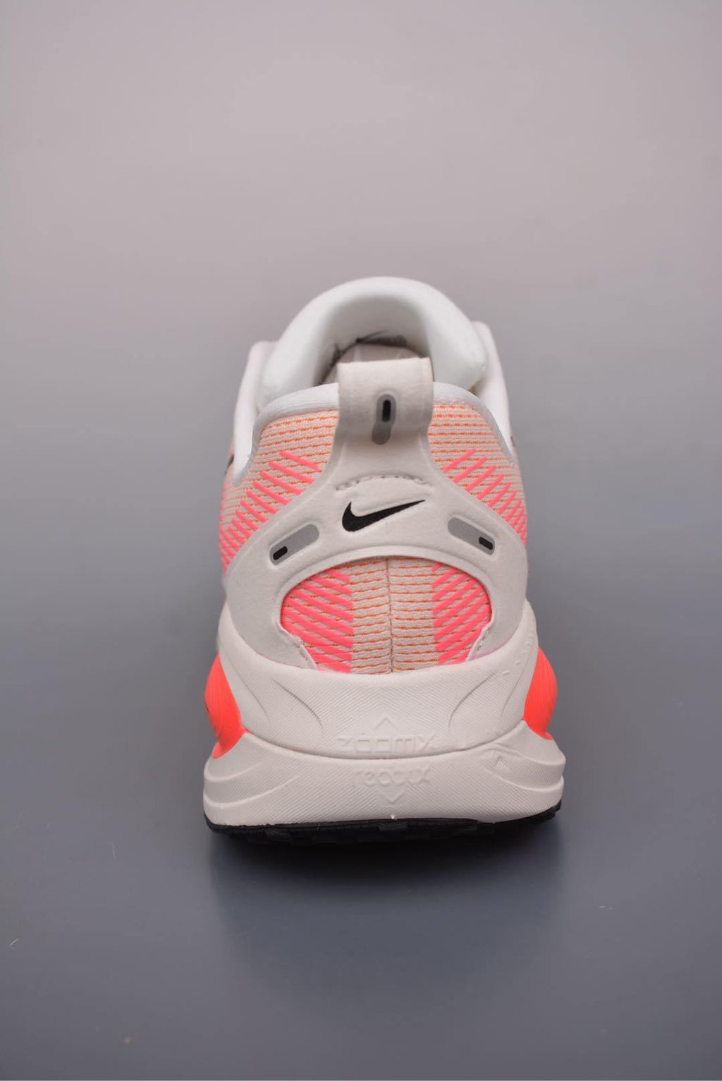 👟Nike Air Zoom Vomero 18