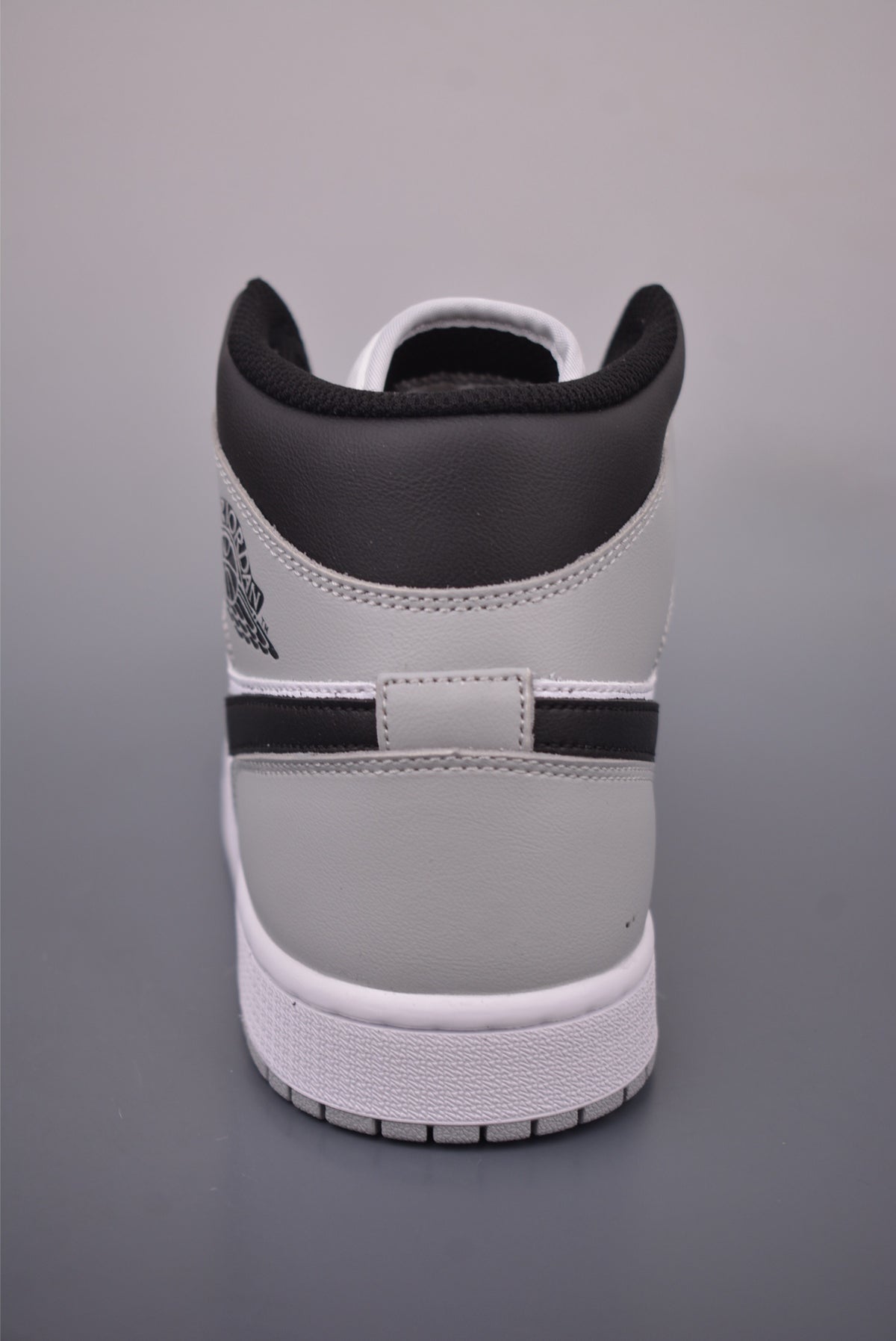 👟Air Jordan 1 Mid