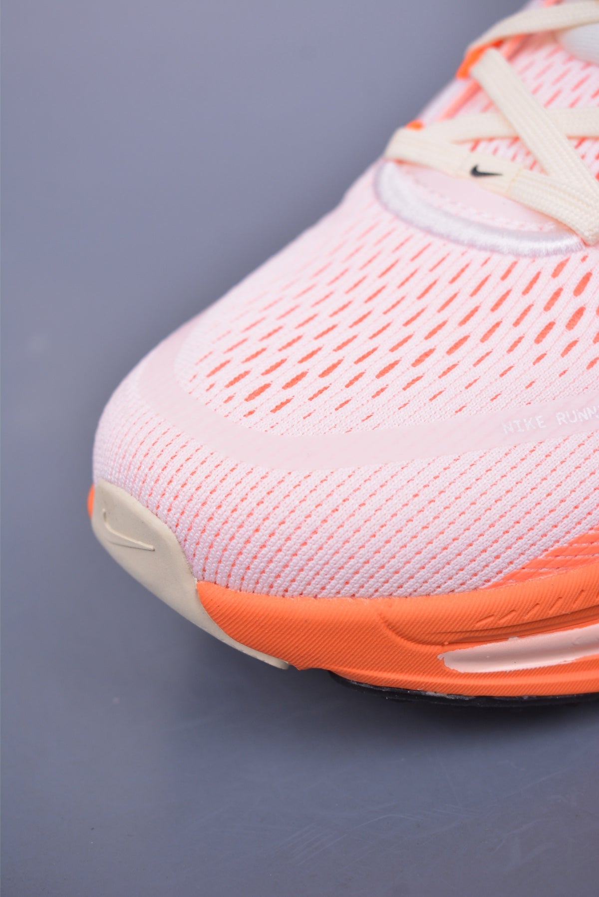 👟Nike Air Zoom Vomero 18