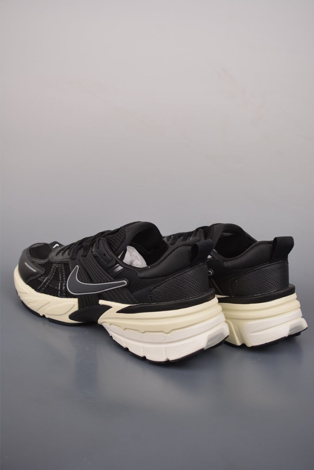 👟Nike V2K Run