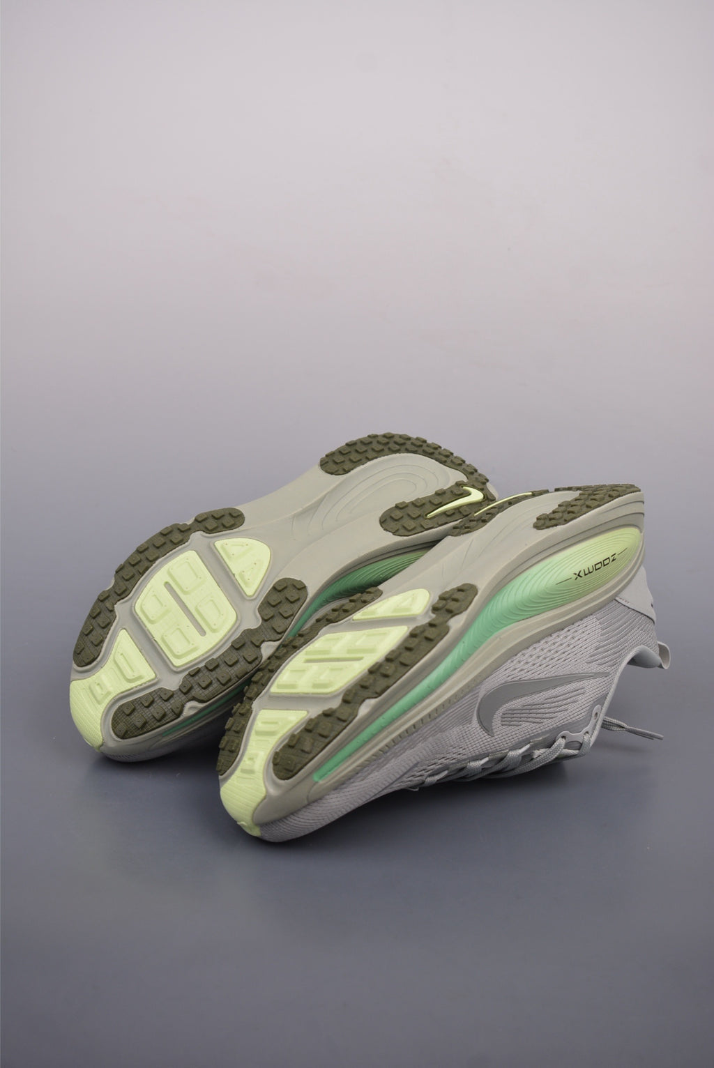 👟Nike Air Zoom Vomero 18