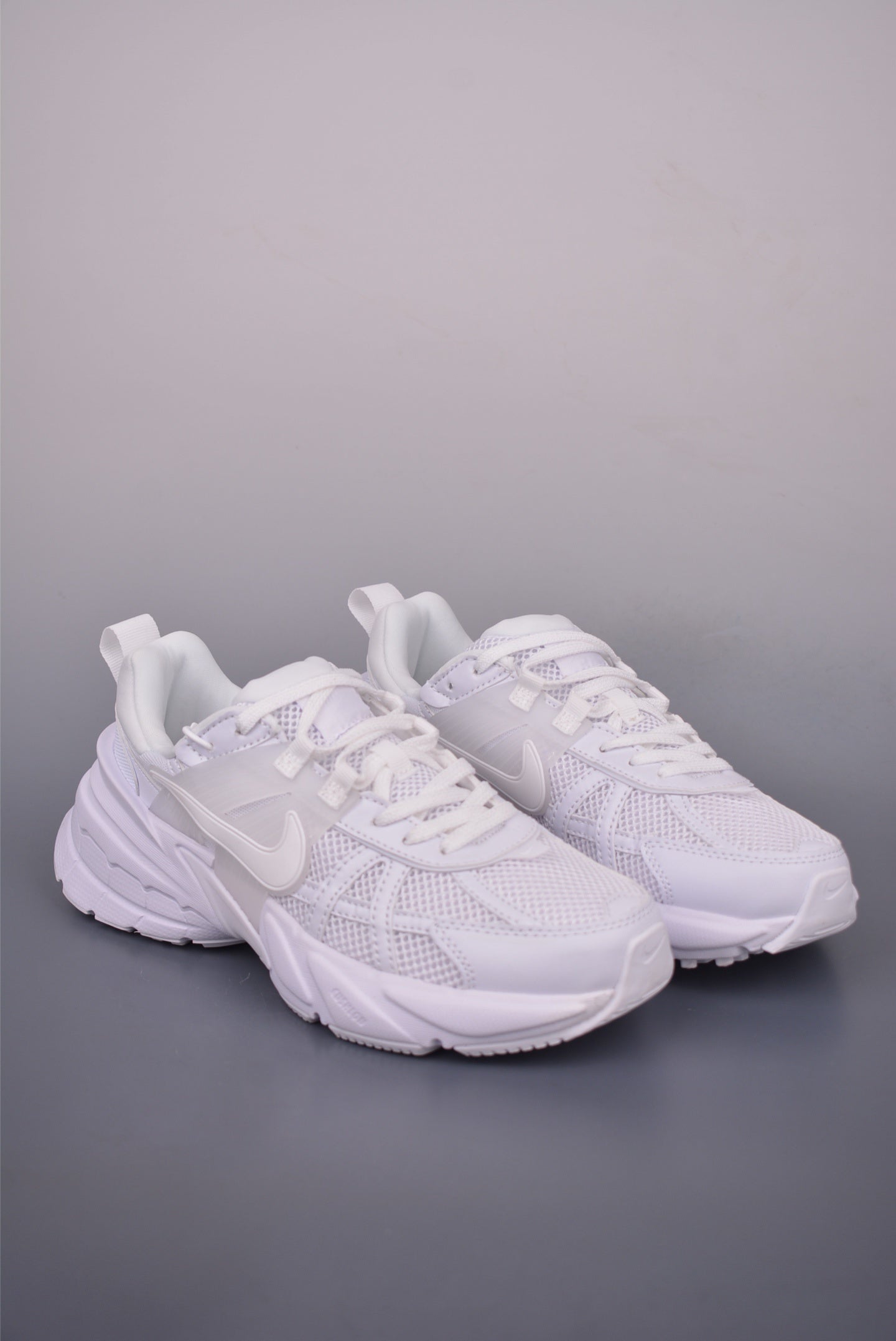 👟Nike V2K Run