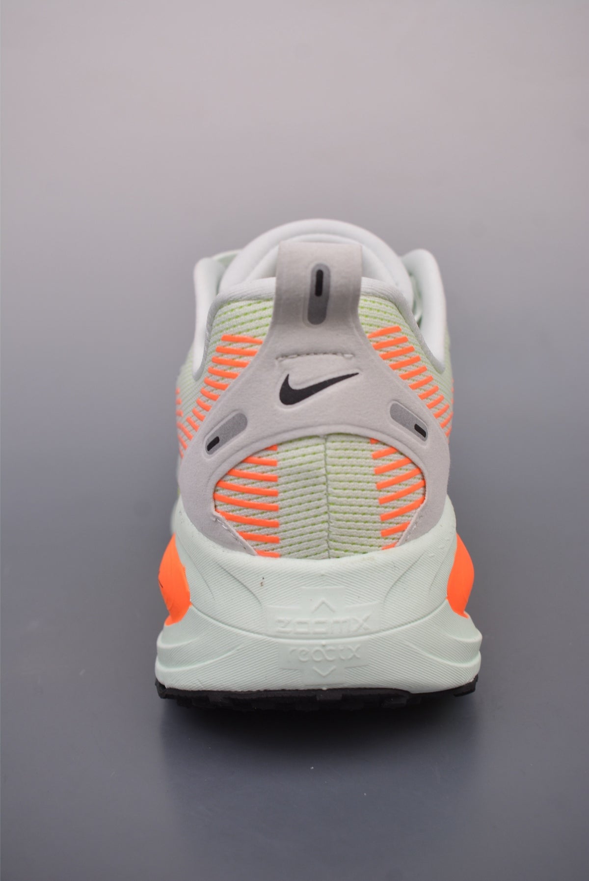 👟Nike Air Zoom Vomero 18